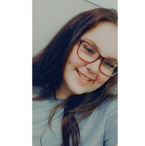 Meet your Posher, Alyson